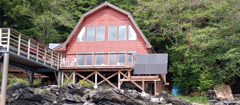 Remote Waterfront Cabin with Incredible Views for an Unforgettable Escape in Nature near Ketchikan, Alaska