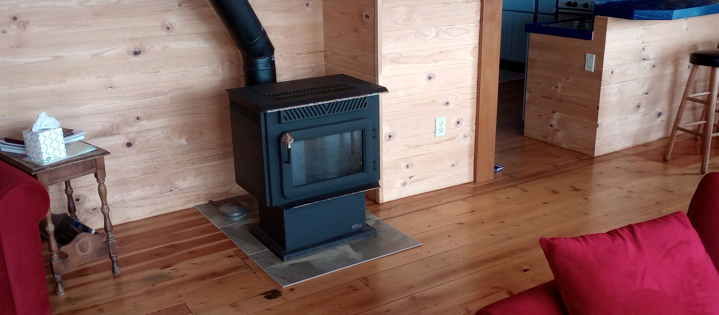 Remote Waterfront Cabin with Incredible Views for an Unforgettable Escape in Nature near Ketchikan, Alaska