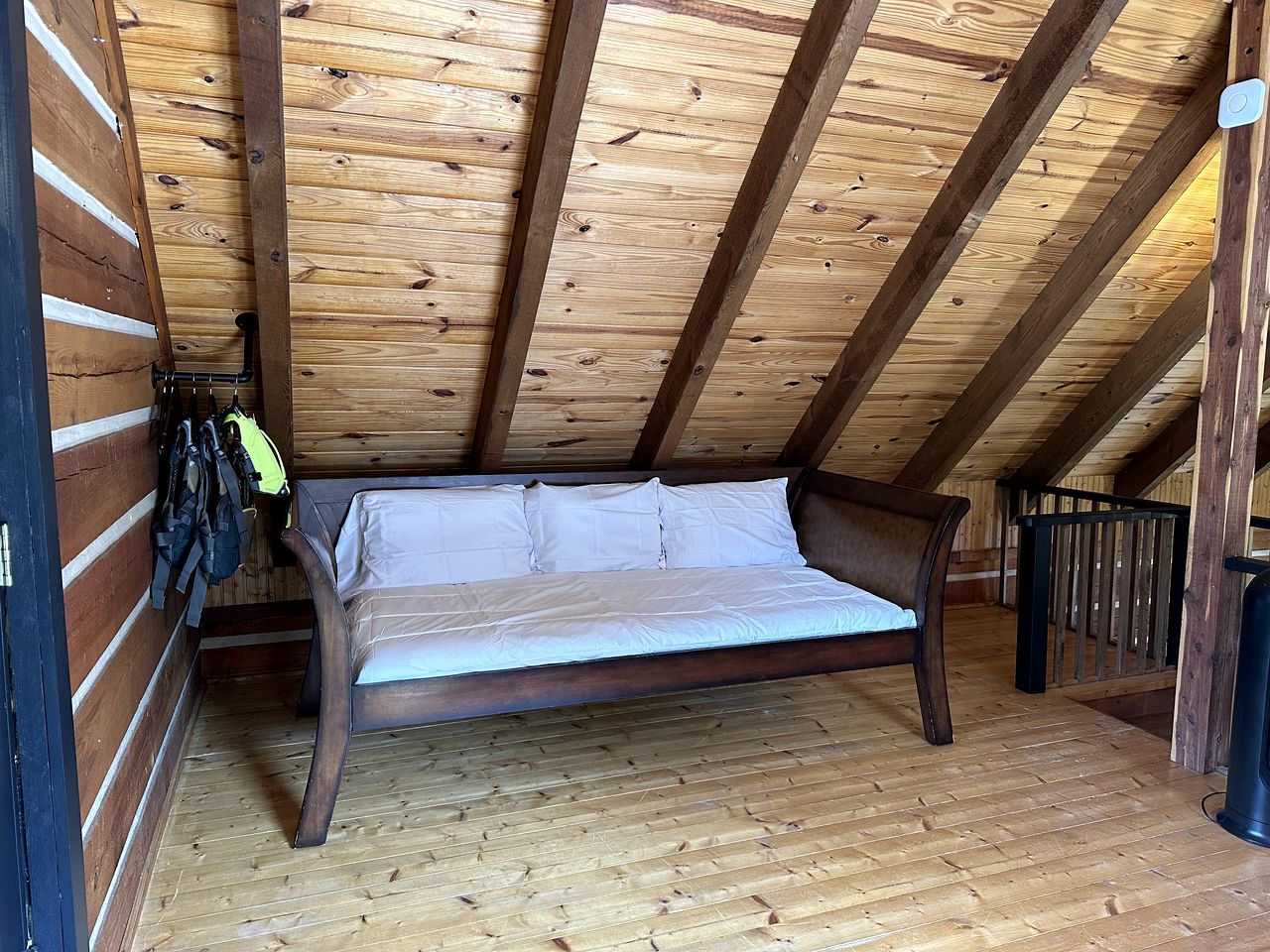 Secluded Woodland Cabin with Kayaks & Fire Pit near Rivers in Virginia