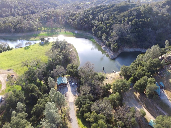 Cabins (United States of America, Paso Robles, California)