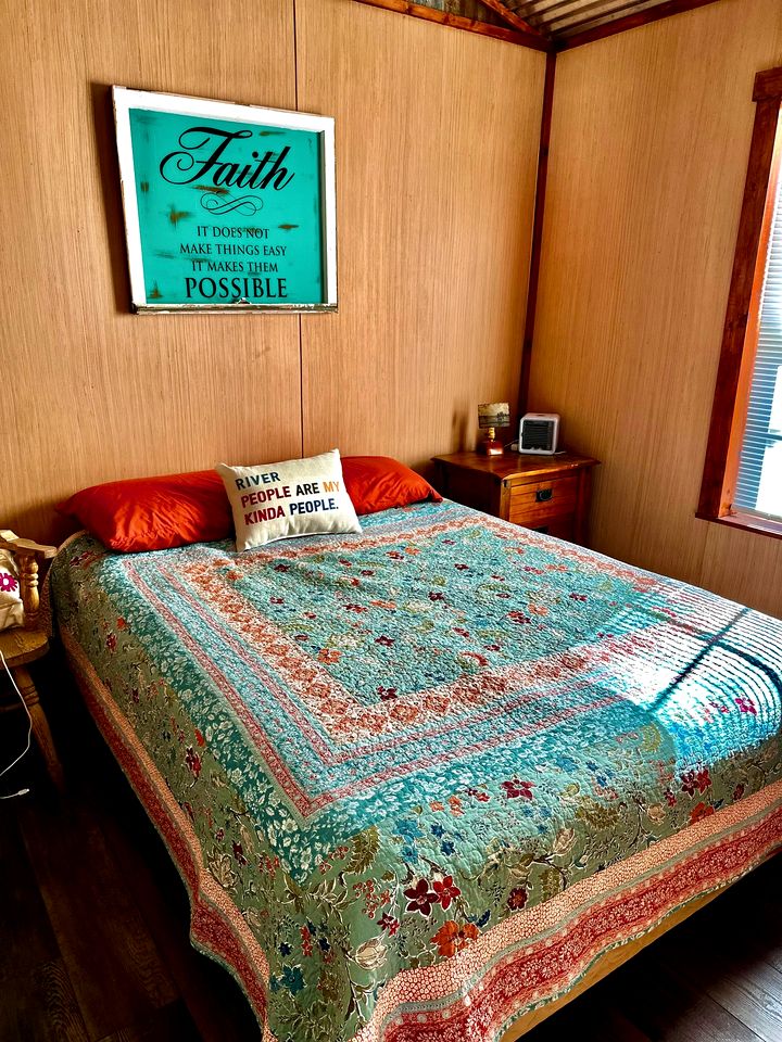 Charming Tiny House Haven near Llano River in Texas