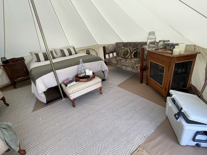 Bell Tents (Australia, Lilydale, Tasmania)