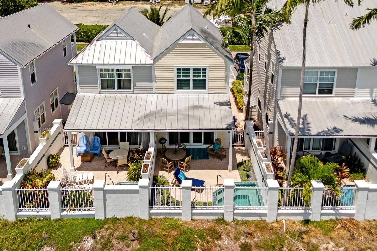 Beautiful Modern Vacation Rental for an Incredible Getaway in Duck Keys, Florida