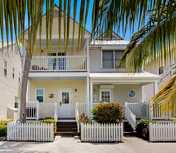 Beautiful Modern Vacation Rental for an Incredible Getaway in Duck Keys, Florida