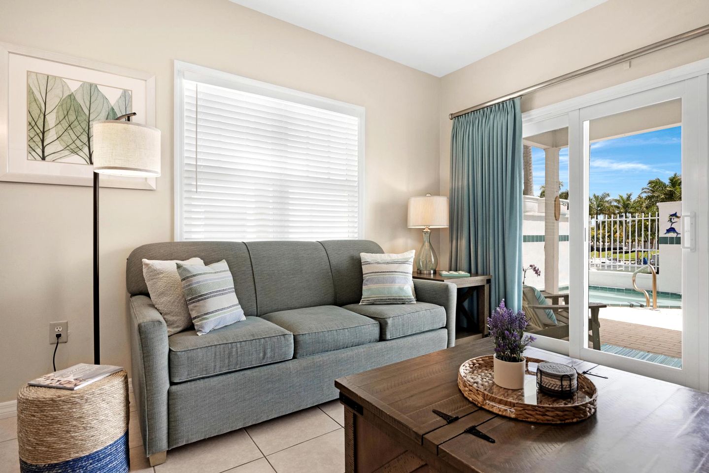 Beautiful Modern Vacation Rental for an Incredible Getaway in Duck Keys, Florida