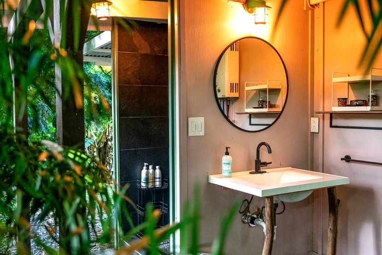 Cabins (United States of America, Kealakekua, Hawaii)