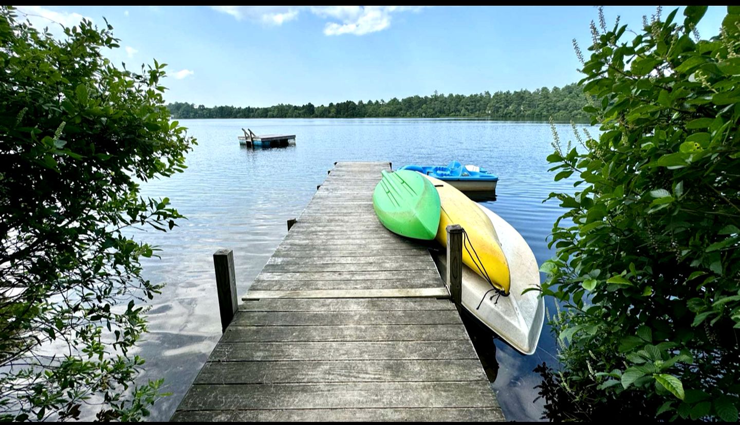 Cozy Lakeside Cottage with Private Beach Cove and Canoe Access near Cape Cod, Massachusetts
