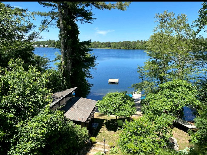 Cottages (United States of America, Wareham, Massachusetts)