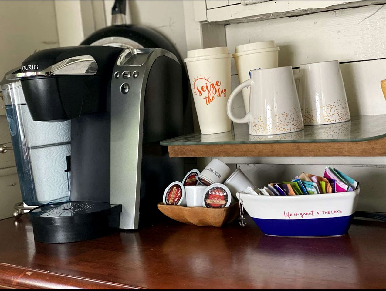 Cozy Lakeside Cottage with Private Beach Cove and Canoe Access near Cape Cod, Massachusetts