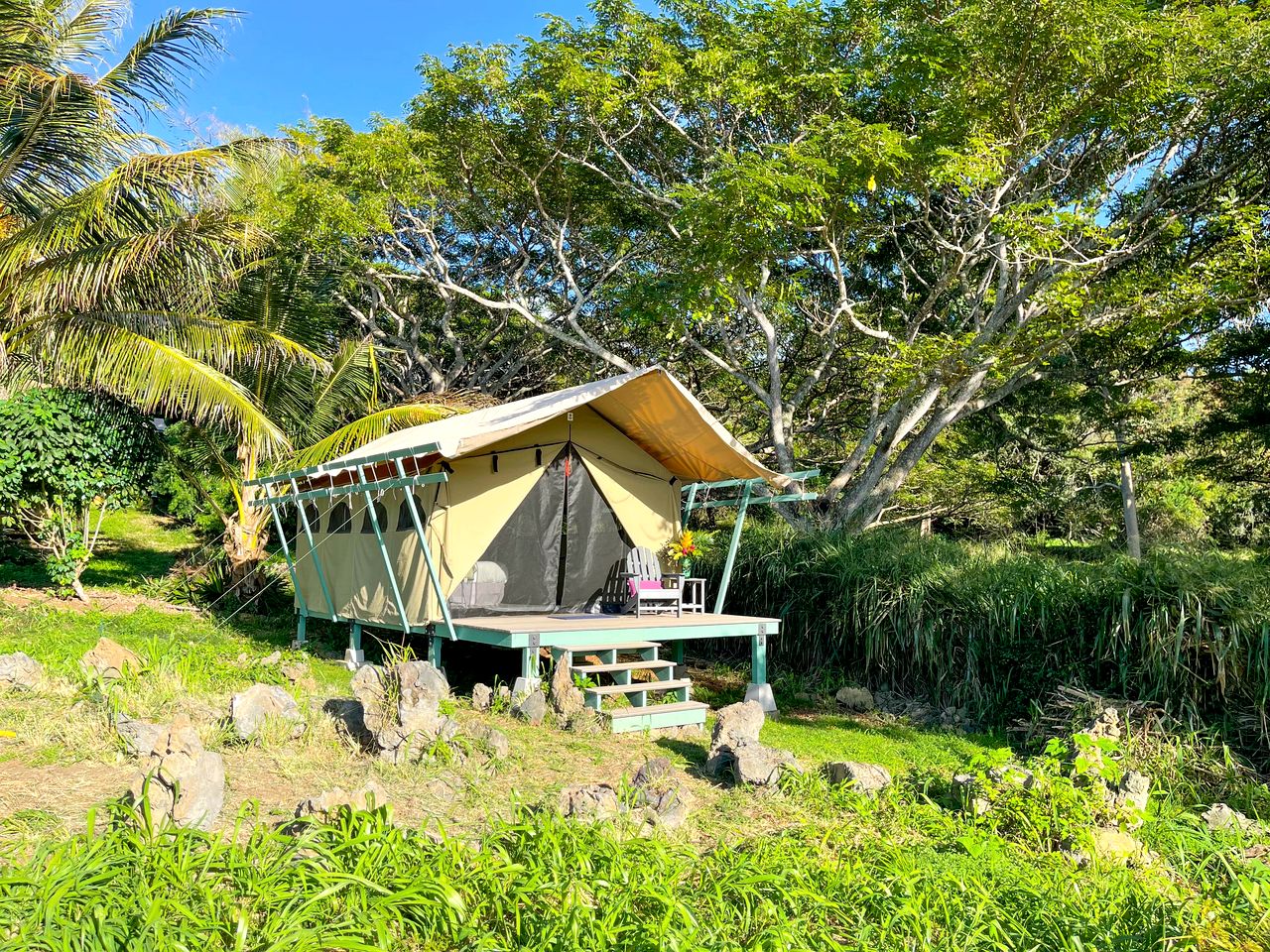 Gorgeous Safari Tent Nestled Between Bamboo Groves and Monkeypod Trees for a Glamping Getaway in Kealakekua, Hawaii