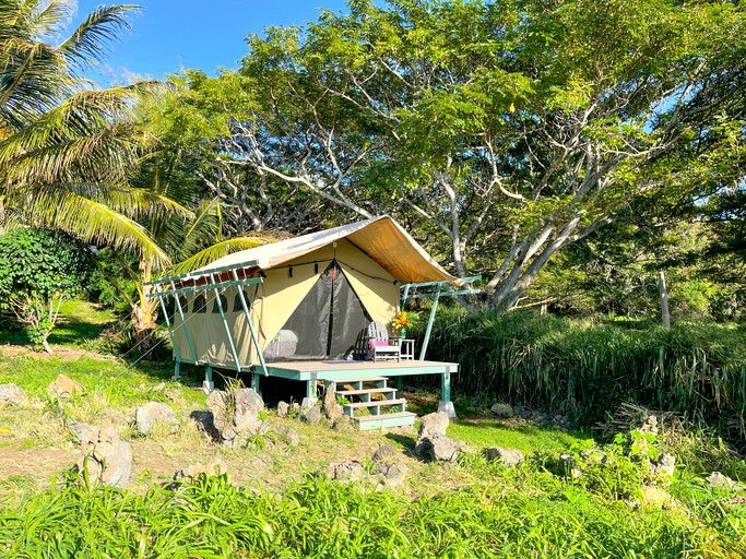 Safari Tents (United States of America, Kealakekua, Hawaii)