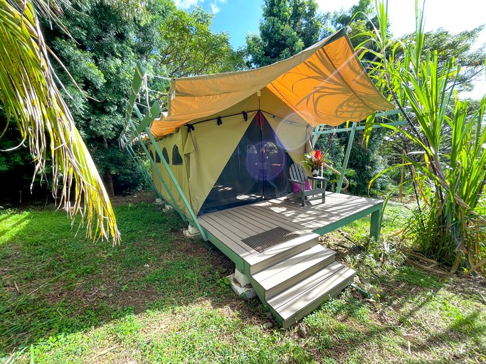 Gorgeous Safari Tent Nestled Between Bamboo Groves and Monkeypod Trees for a Glamping Getaway in Kealakekua, Hawaii