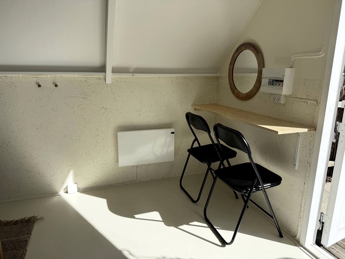 Cabins (Denmark, --, --)