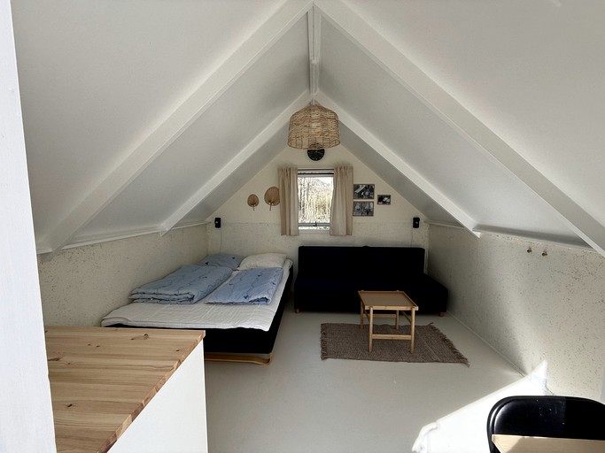 Cabins (Denmark, --, --)