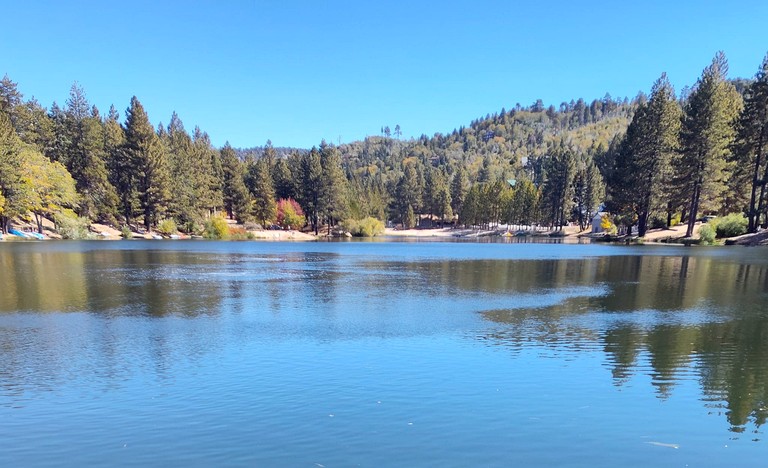 Cabins (United States of America, Green Valley Lake, California)