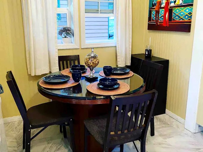 Cabins (United States of America, Green Valley Lake, California)