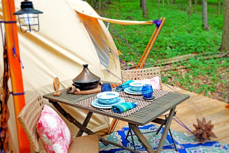 Bell Tents (United States of America, Fresno, Ohio)