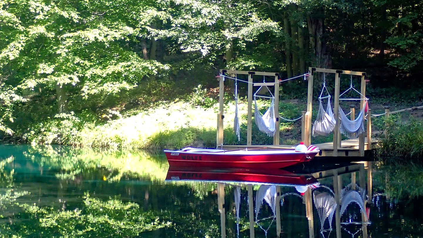 Beautiful Eco-Friendly Bell Tent with Fantastic Amenities for a Unique Glamping Escape near Fresno, Ohio