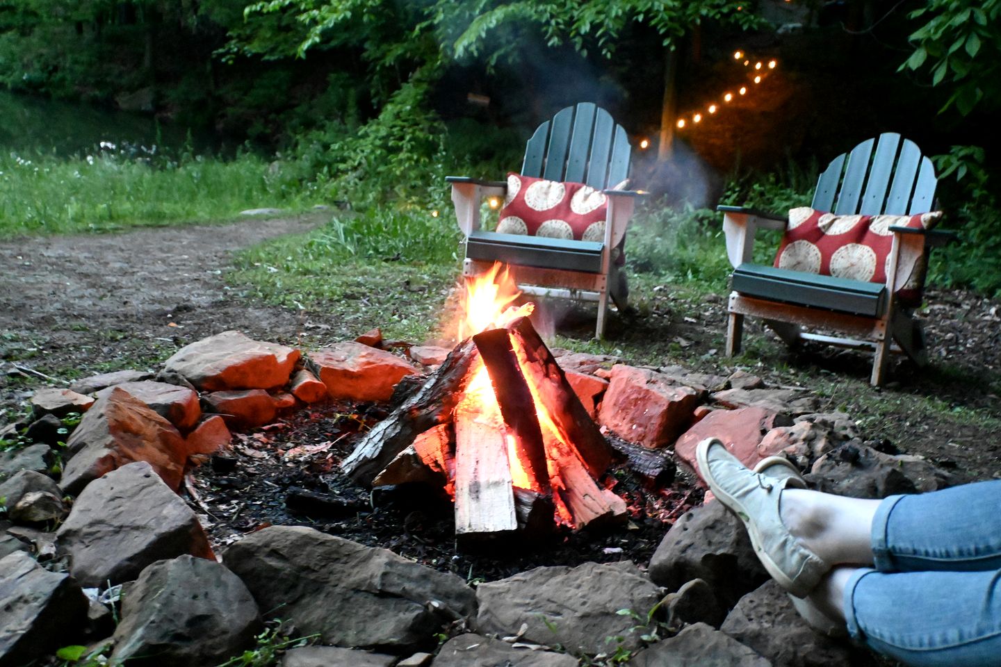 Beautiful Eco-Friendly Bell Tent with Fantastic Amenities for a Unique Glamping Escape near Fresno, Ohio