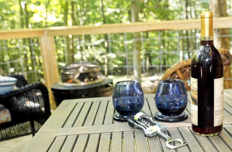 Bell Tents (United States of America, Fresno, Ohio)