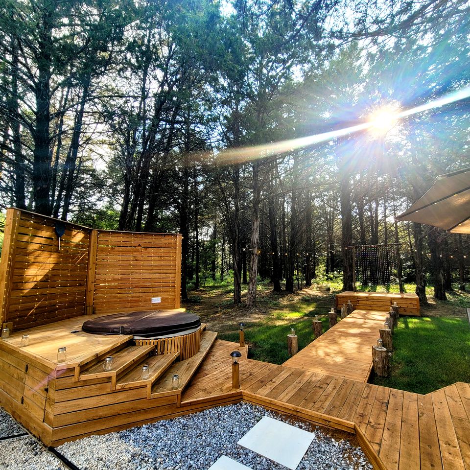 Gorgeous Beehive Tiny House Surrounded by Trees for a Unique Romantic Getaway near Wills Point, Texas