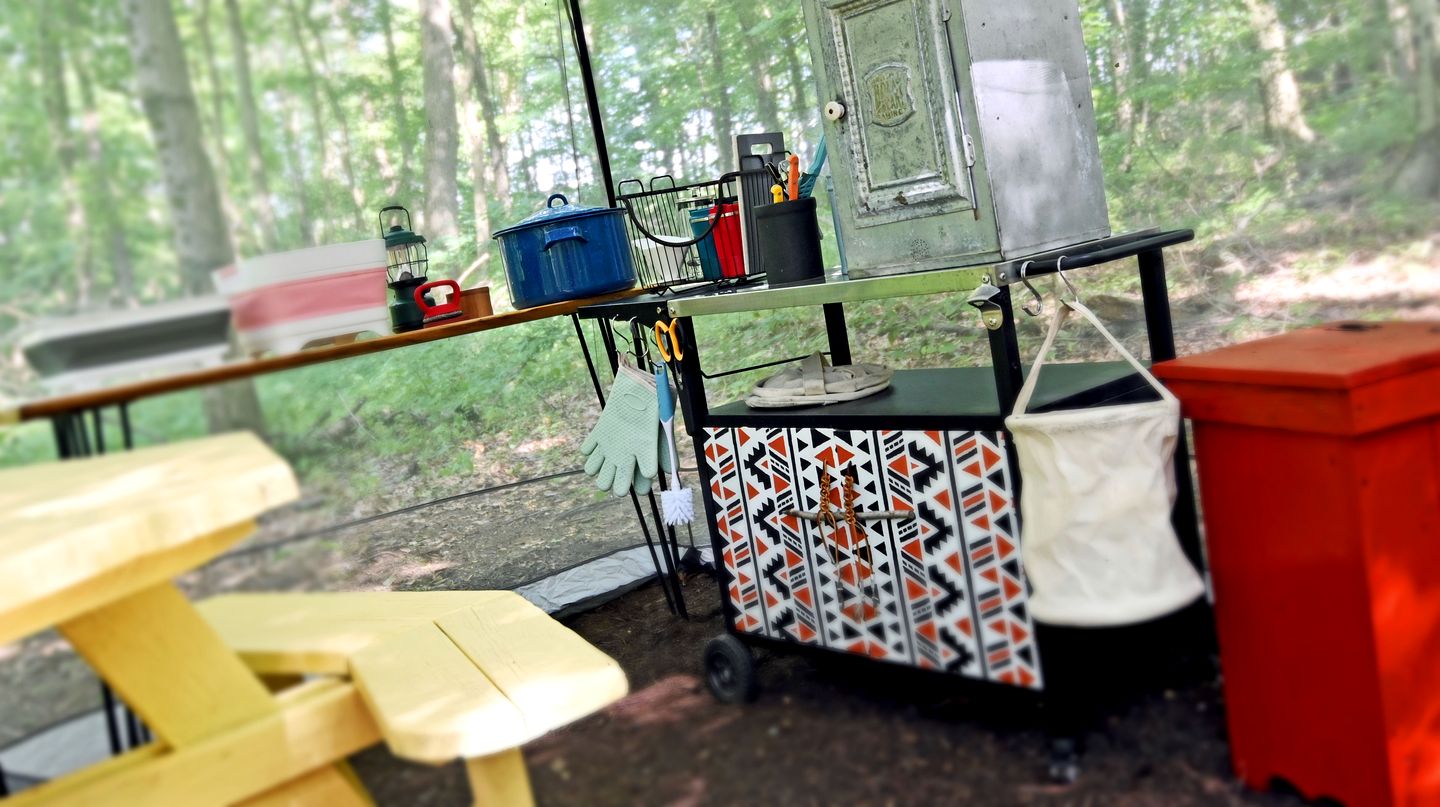 Stunning Authentic Tipi with Incredible Amenities for an Amazing Glamping Getaway near Fresno, Ohio