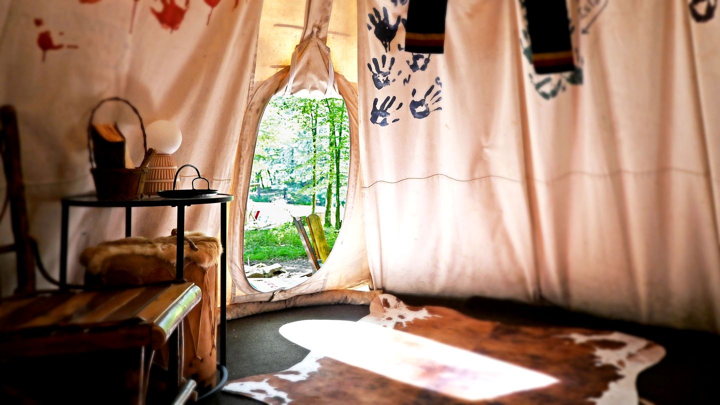 Stunning Authentic Tipi with Incredible Amenities for an Amazing Glamping Getaway near Fresno, Ohio