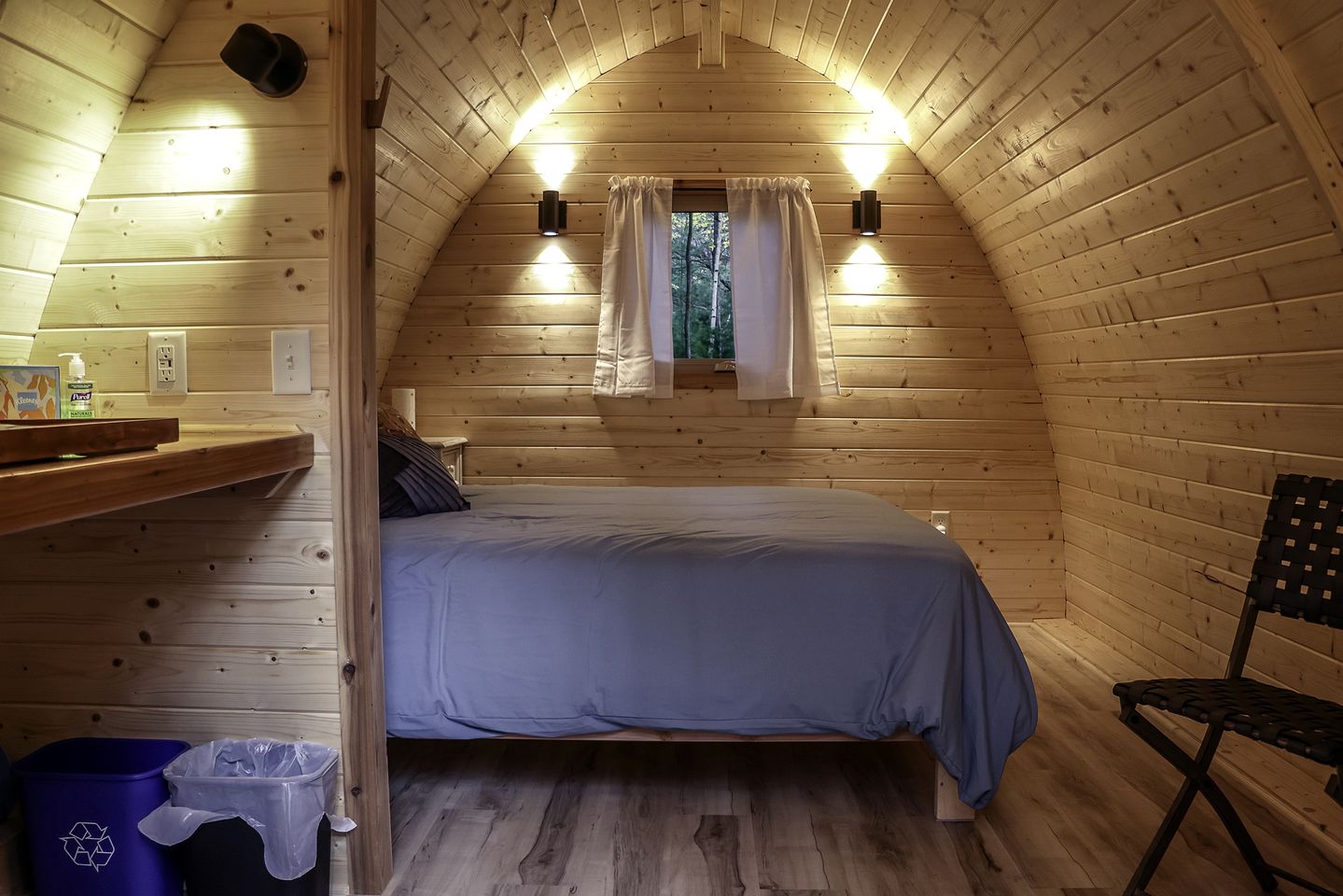 Stunning Two Oaks Pod Surrounded by Trees for an Amazing Couples Retreat near Washburn, Wisconsin