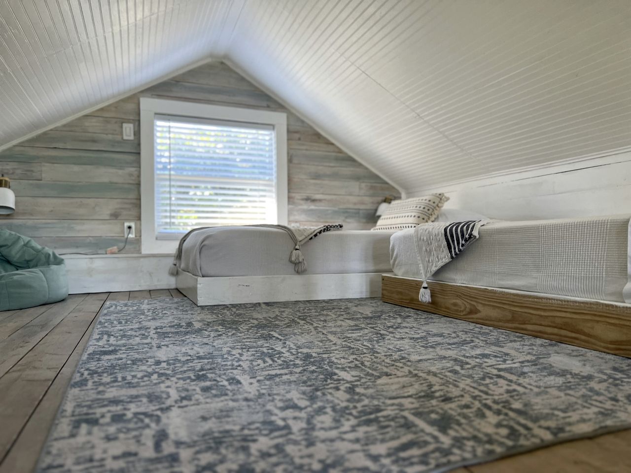 Cozy Cottage on a Tropical Fruit Farm for a Peaceful Escape near Homestead, Florida