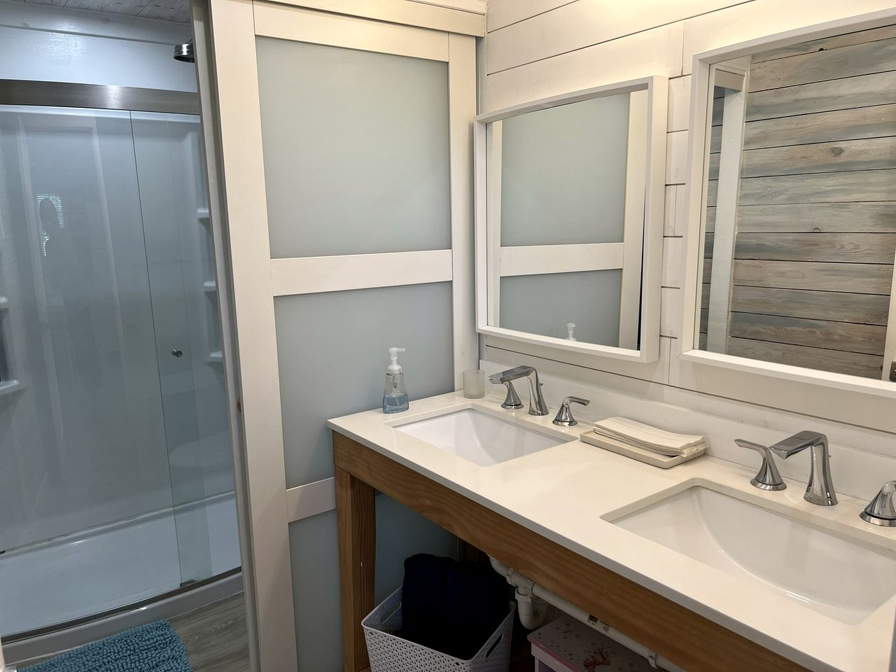 Cozy Cottage on a Tropical Fruit Farm for a Peaceful Escape near Homestead, Florida