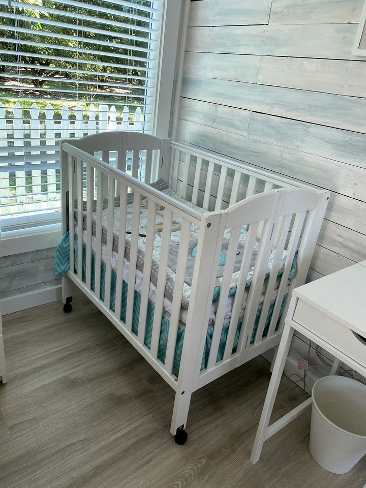 Cozy Cottage on a Tropical Fruit Farm for a Peaceful Escape near Homestead, Florida