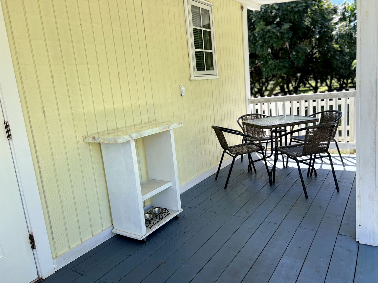 Cozy Cottage on a Tropical Fruit Farm for a Peaceful Escape near Homestead, Florida