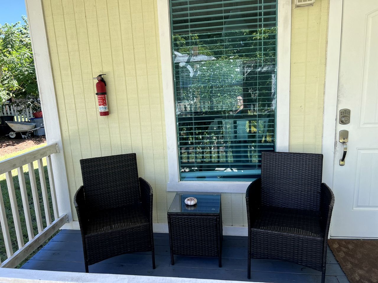 Cozy Cottage on a Tropical Fruit Farm for a Peaceful Escape near Homestead, Florida