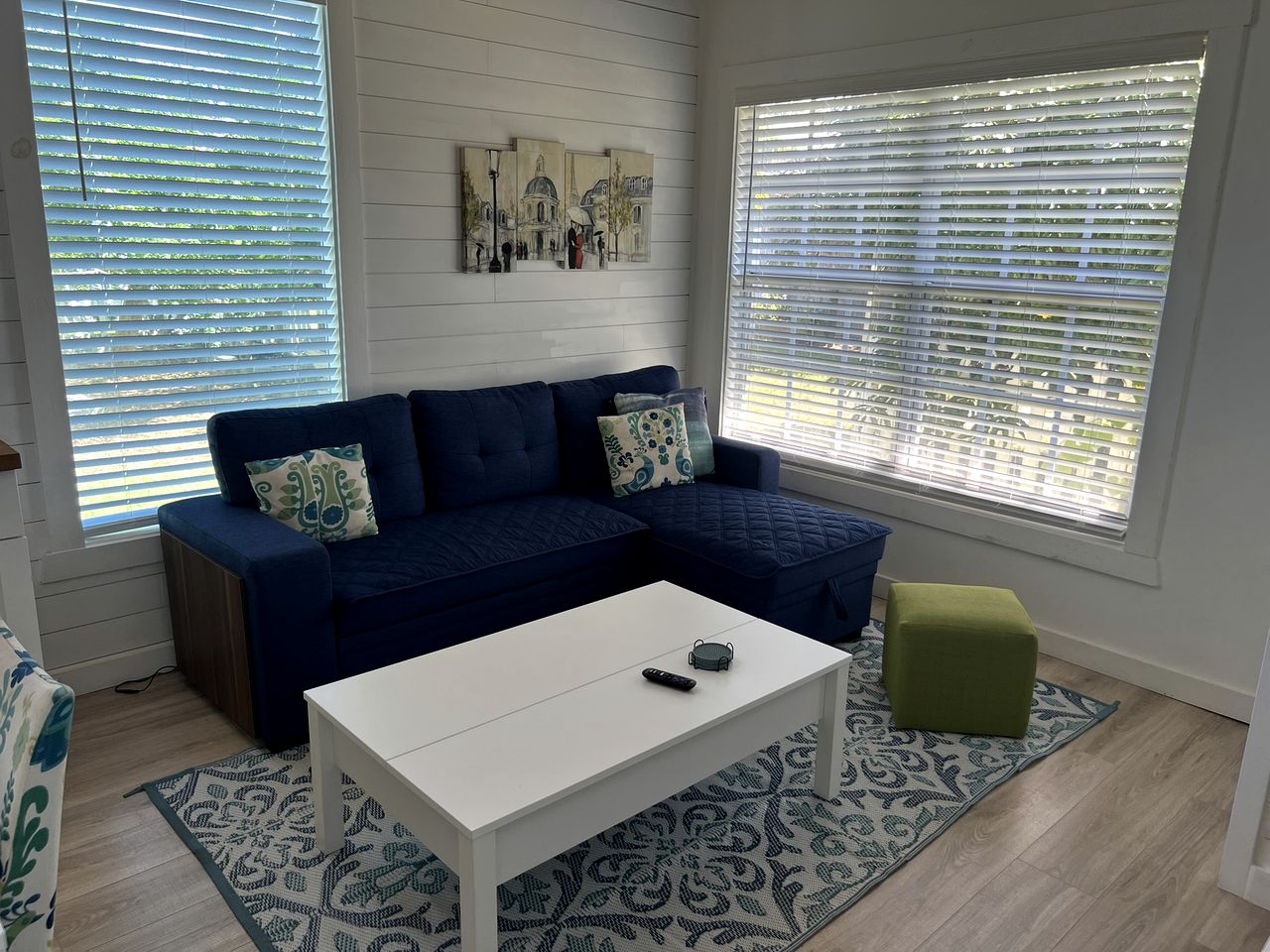 Cozy Cottage on a Tropical Fruit Farm for a Peaceful Escape near Homestead, Florida