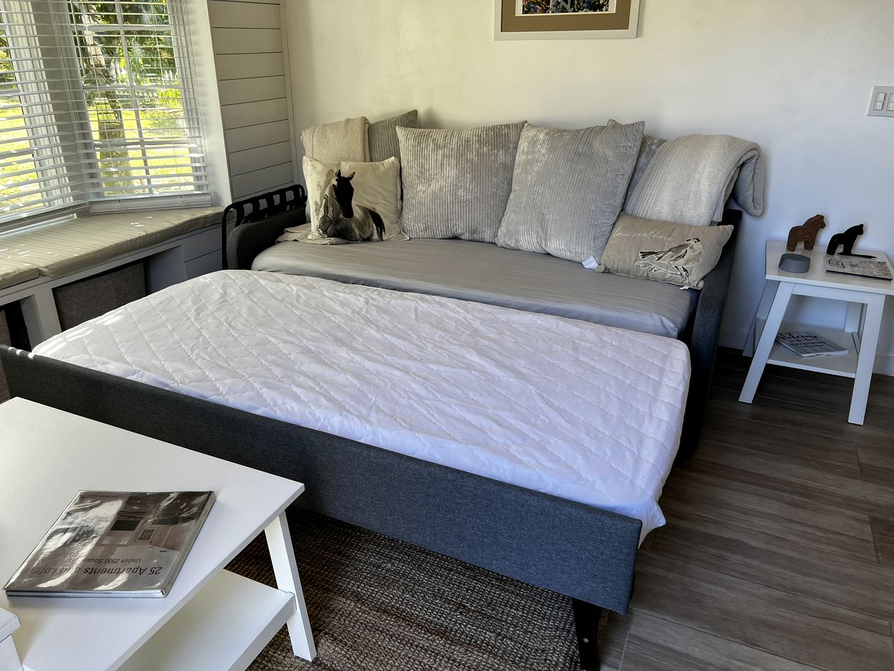 Beautiful Red Cottage for a Relaxing Getaway on a Tropical Fruit Farm near Homestead, Florida