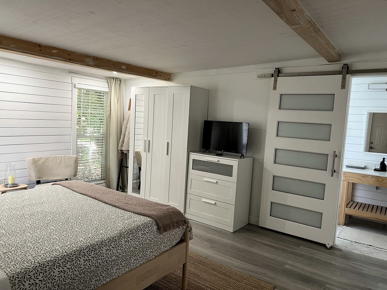 Gorgeous Farm House Surrounded by Tropical and Exotic Fruit Trees near Homestead, Florida