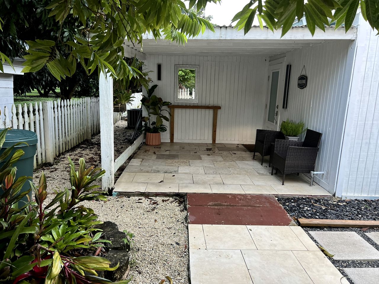 Gorgeous Farm House Surrounded by Tropical and Exotic Fruit Trees near Homestead, Florida