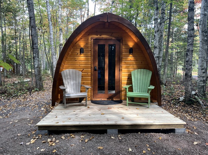 Pods (United States of America, Washburn, Wisconsin)