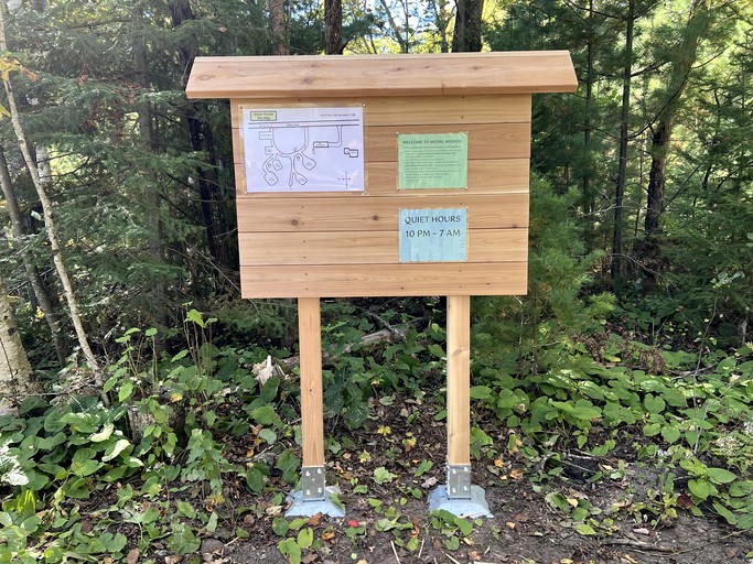 Pods (United States of America, Washburn, Wisconsin)