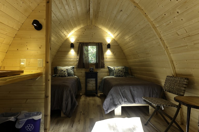 Pods (United States of America, Washburn, Wisconsin)