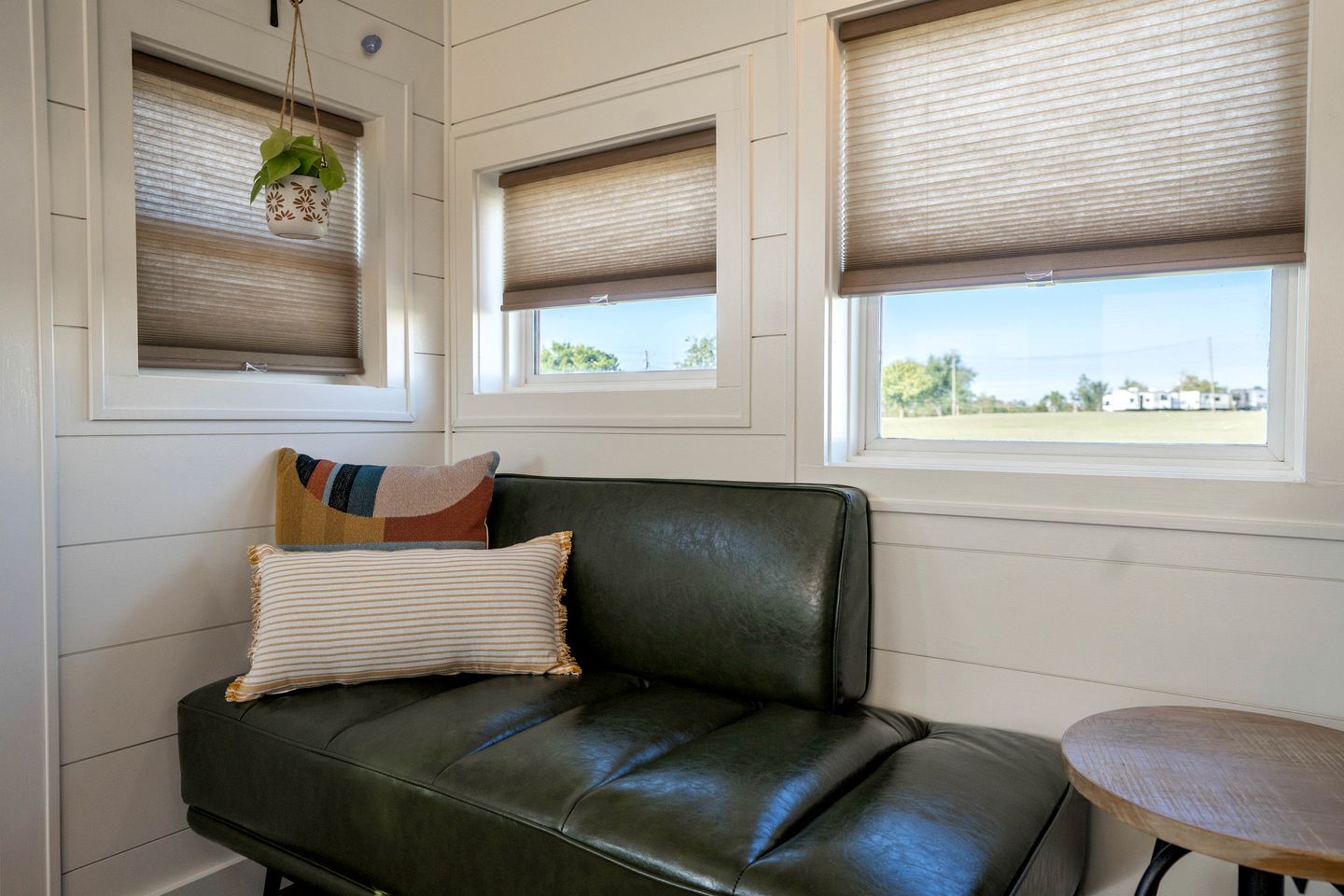 Gorgeous Historic Caboose for a Unique Getaway in Fredericktown, Missouri