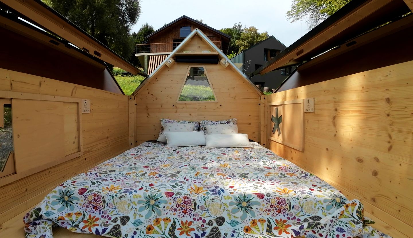 Charming StarsBox Camping Cabins with Retractable Roof for Stargazing near Kumrovec, Dugnjevec, Krapina-Zagorje, Croatia