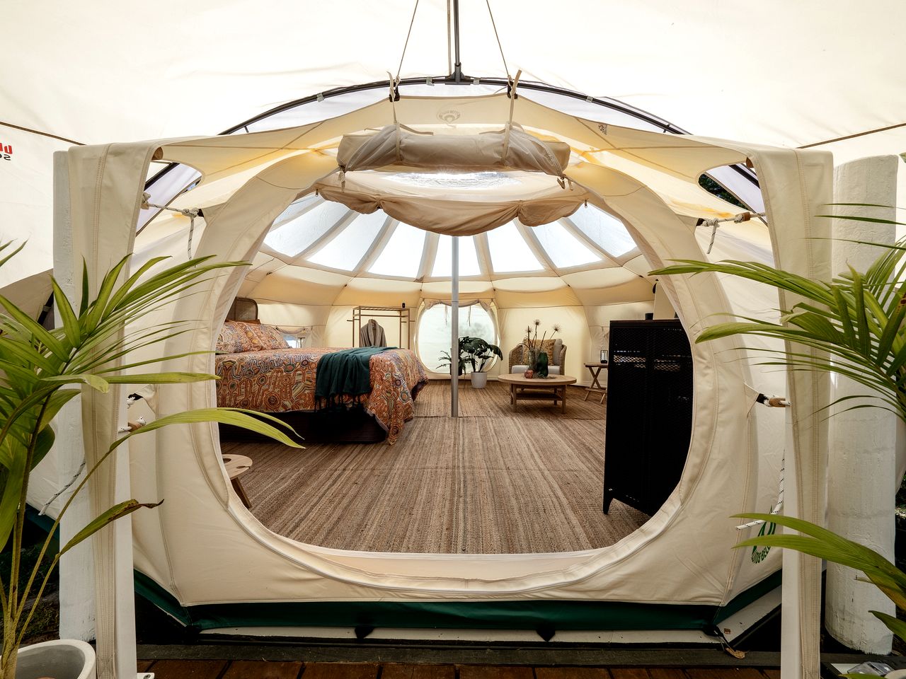 Luxurious Bell Tent for a Peaceful Romantic Escape in Nature near Nannup, Western Australia