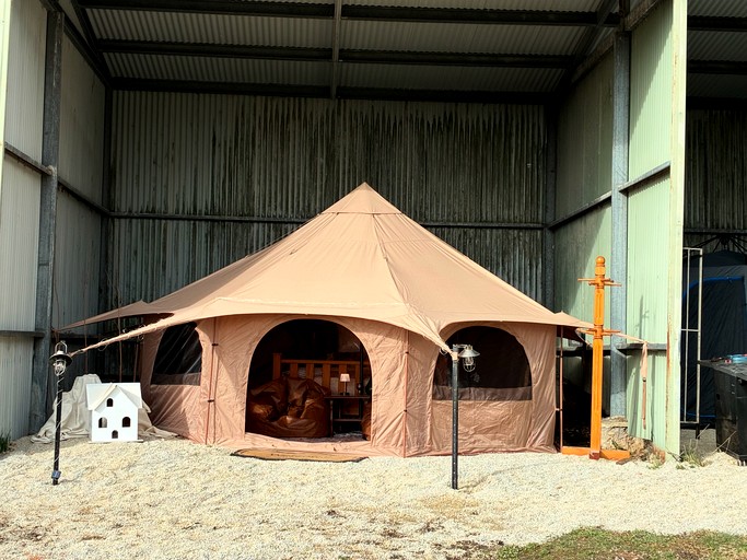 Cozy Bell Tent for a Unique Romantic Getaway near Rydal, New South Wales
