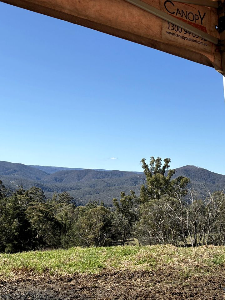 Cozy Bell Tent for a Unique Romantic Getaway near Rydal, New South Wales