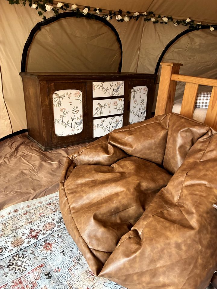 Cozy Bell Tent for a Unique Romantic Getaway near Rydal, New South Wales