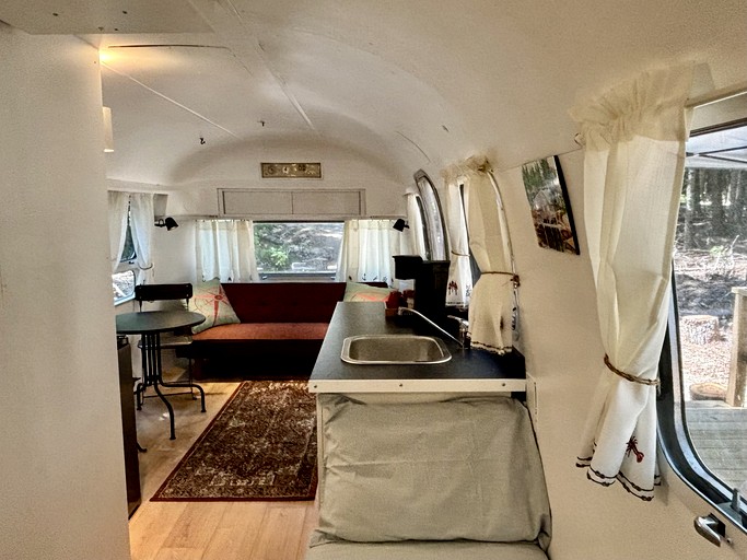 Airstreams (United States of America, Mariaville, Maine)