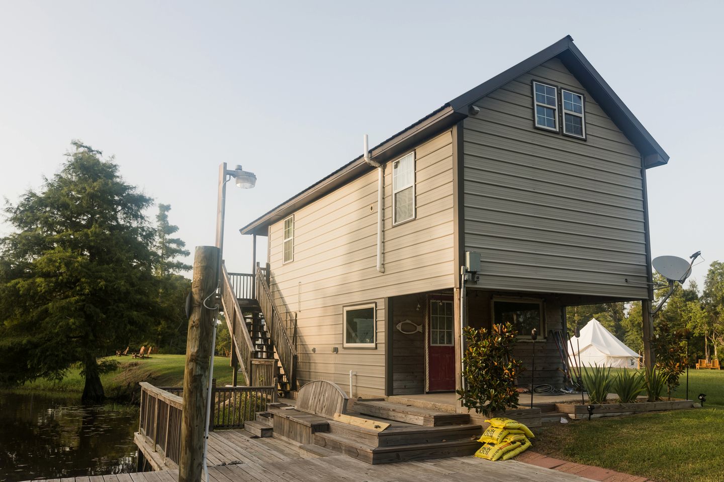 Luxurious Riverside Bell Tent for a Romantic Glamping Escape by the Calcasieu River in Westlake, Louisiana