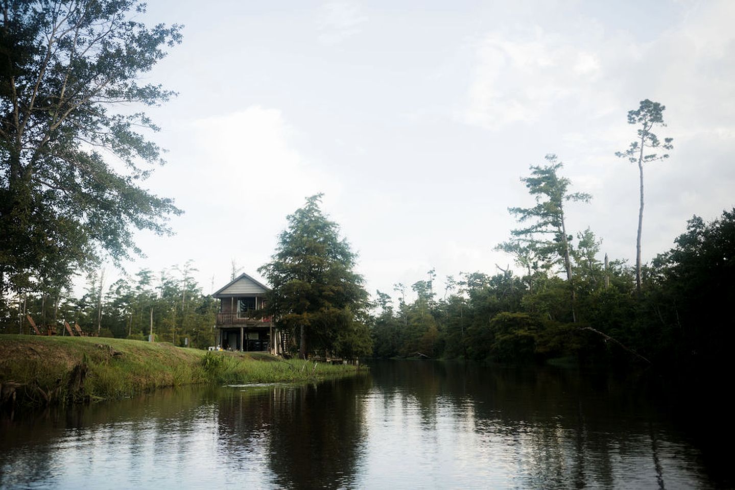 Luxurious Riverside Bell Tent for a Romantic Glamping Escape by the Calcasieu River in Westlake, Louisiana