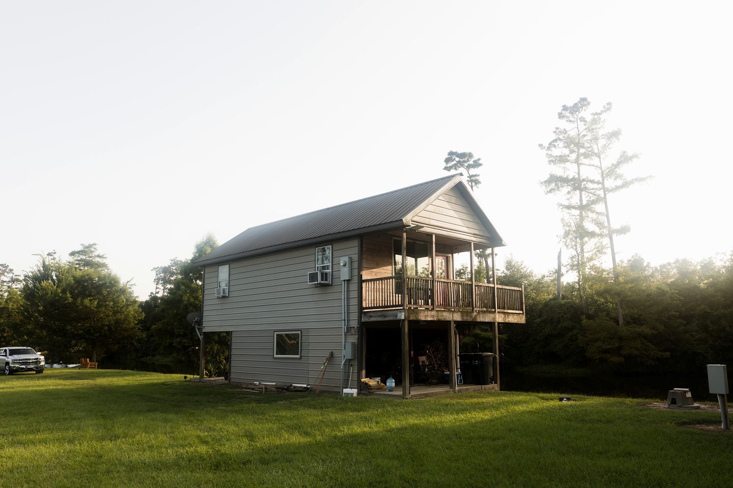 Luxurious Riverside Bell Tent for a Romantic Glamping Escape by the Calcasieu River in Westlake, Louisiana